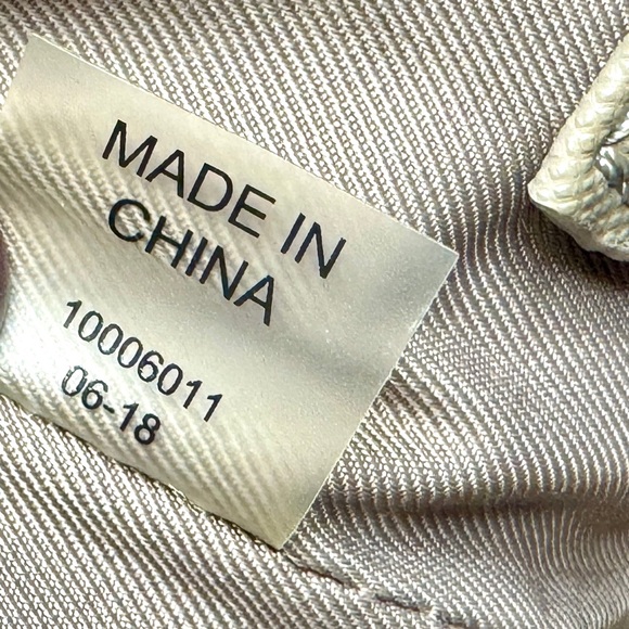 Tory Burch Robinson Tote Bag - (See Note re: Straps) - Picture 14 of 16